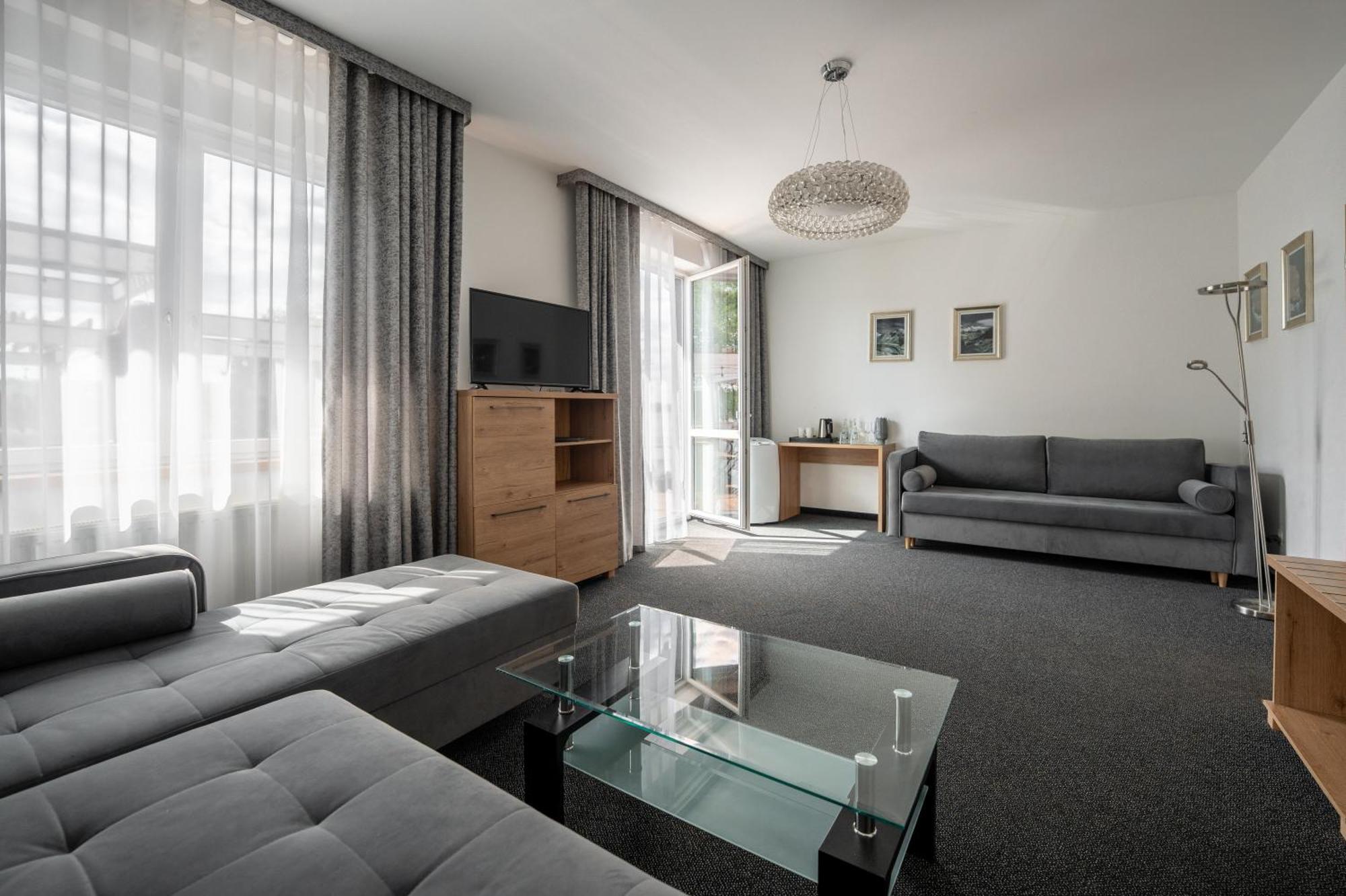 Hotel Tanzanit Jesiona Экстерьер фото